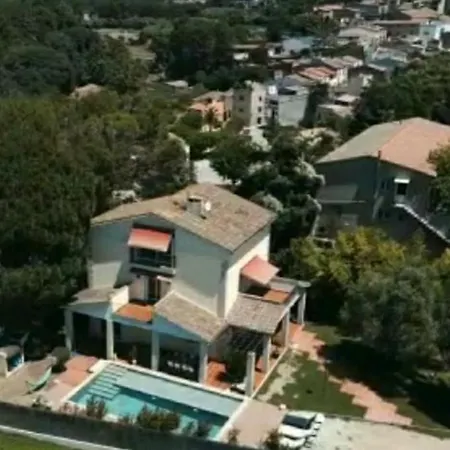 Les Canyes Cottage, Private * Piera