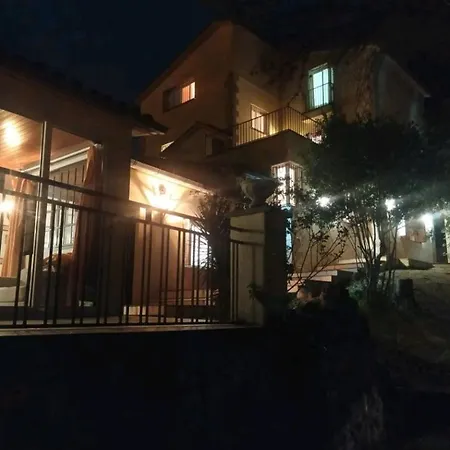 Vila Les Canyes Cottage, Private *