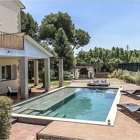 Villa Les Canyes Cottage, Private *